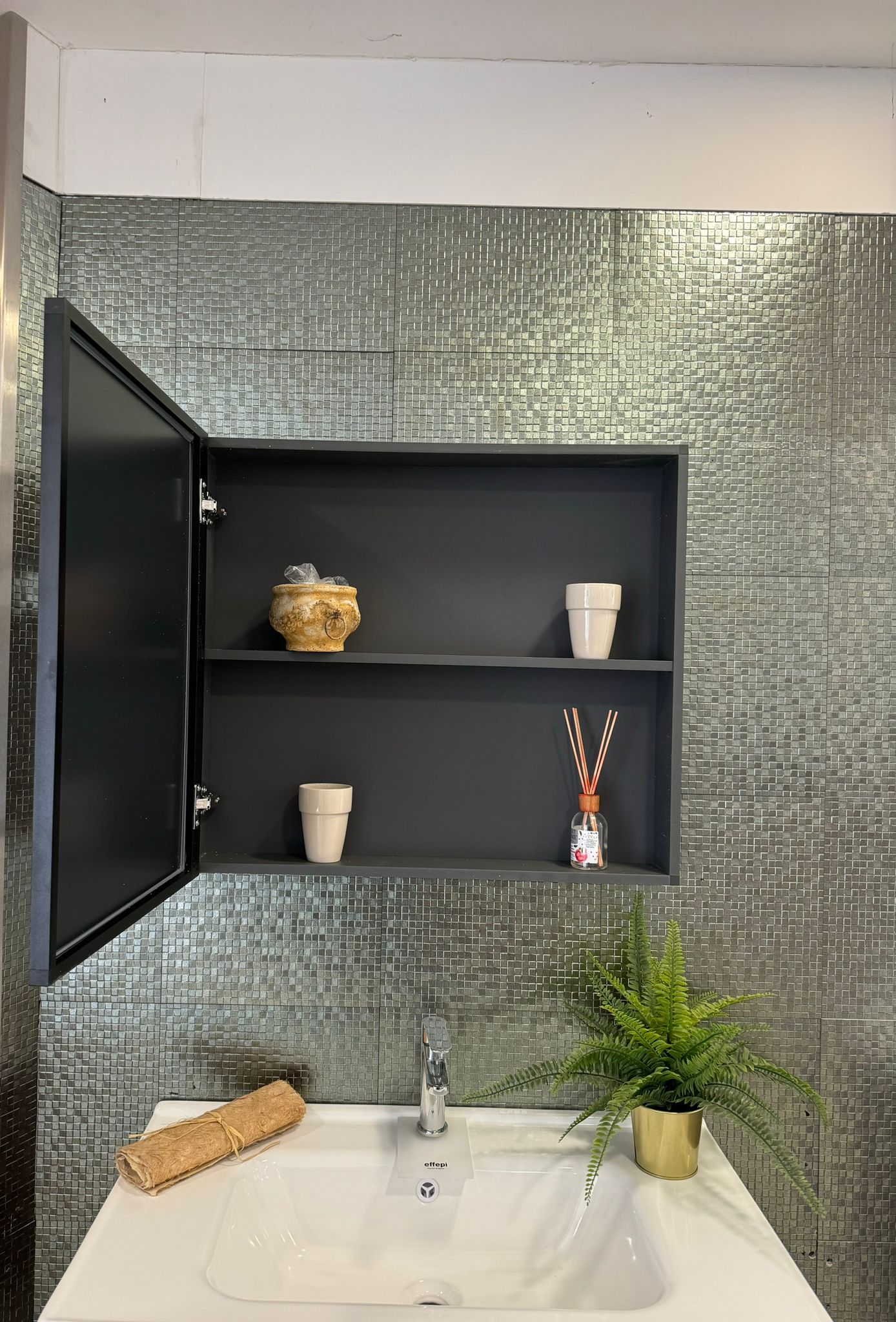 BATHROOM CABINET WITH MIRROR AND ALUMINUM CONTAINER