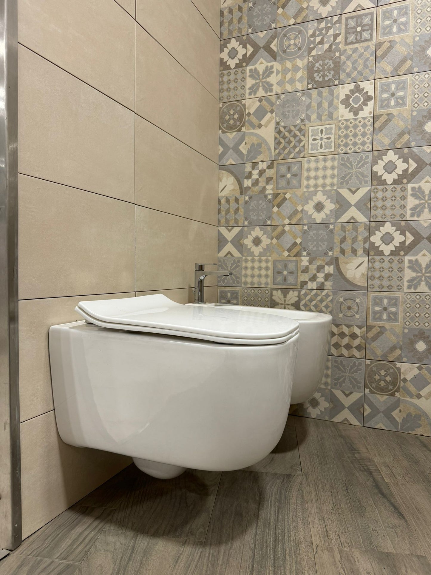 Sanitari Sospesi Rimless Londra
