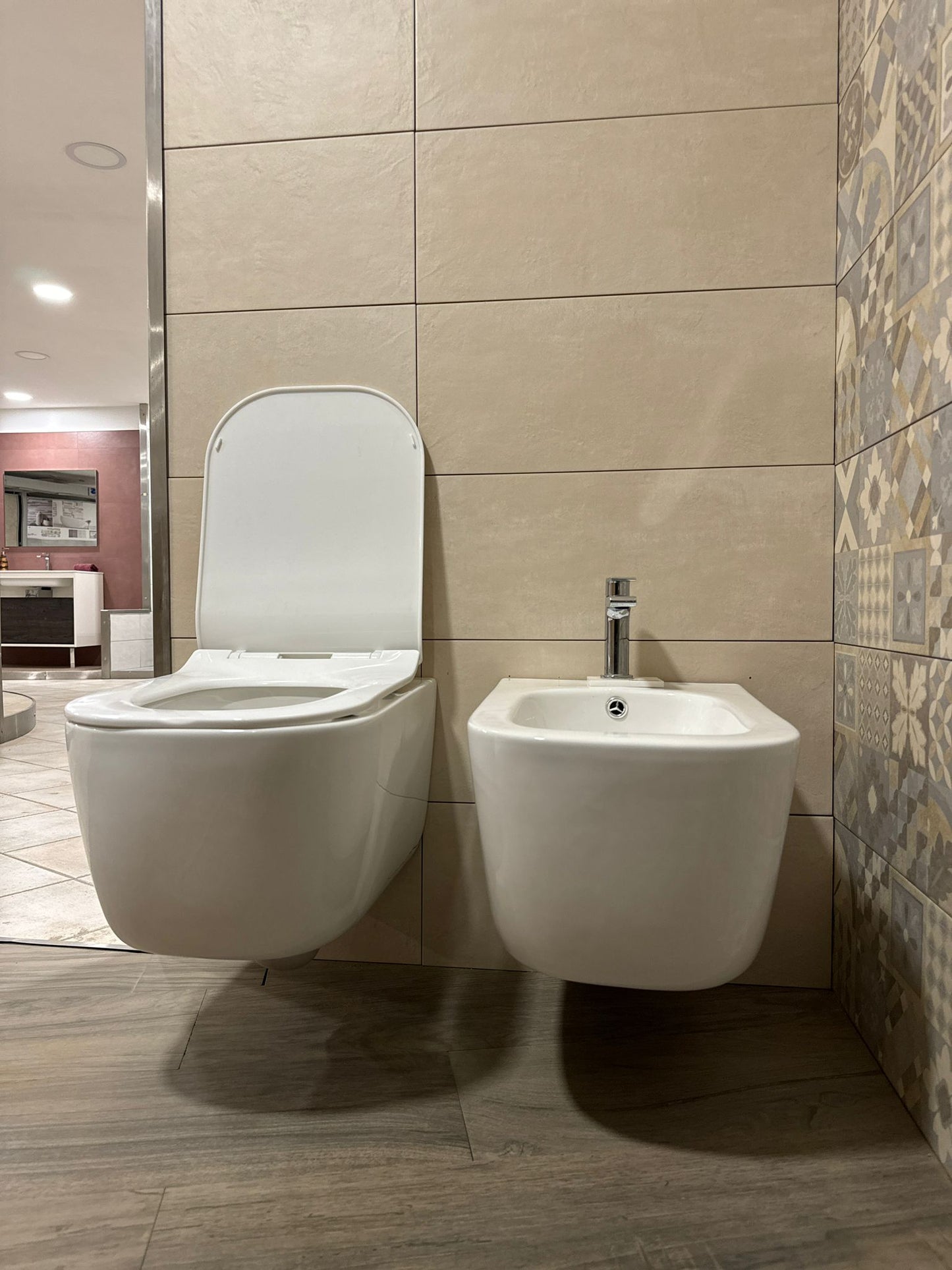 Sanitari Sospesi Rimless Londra