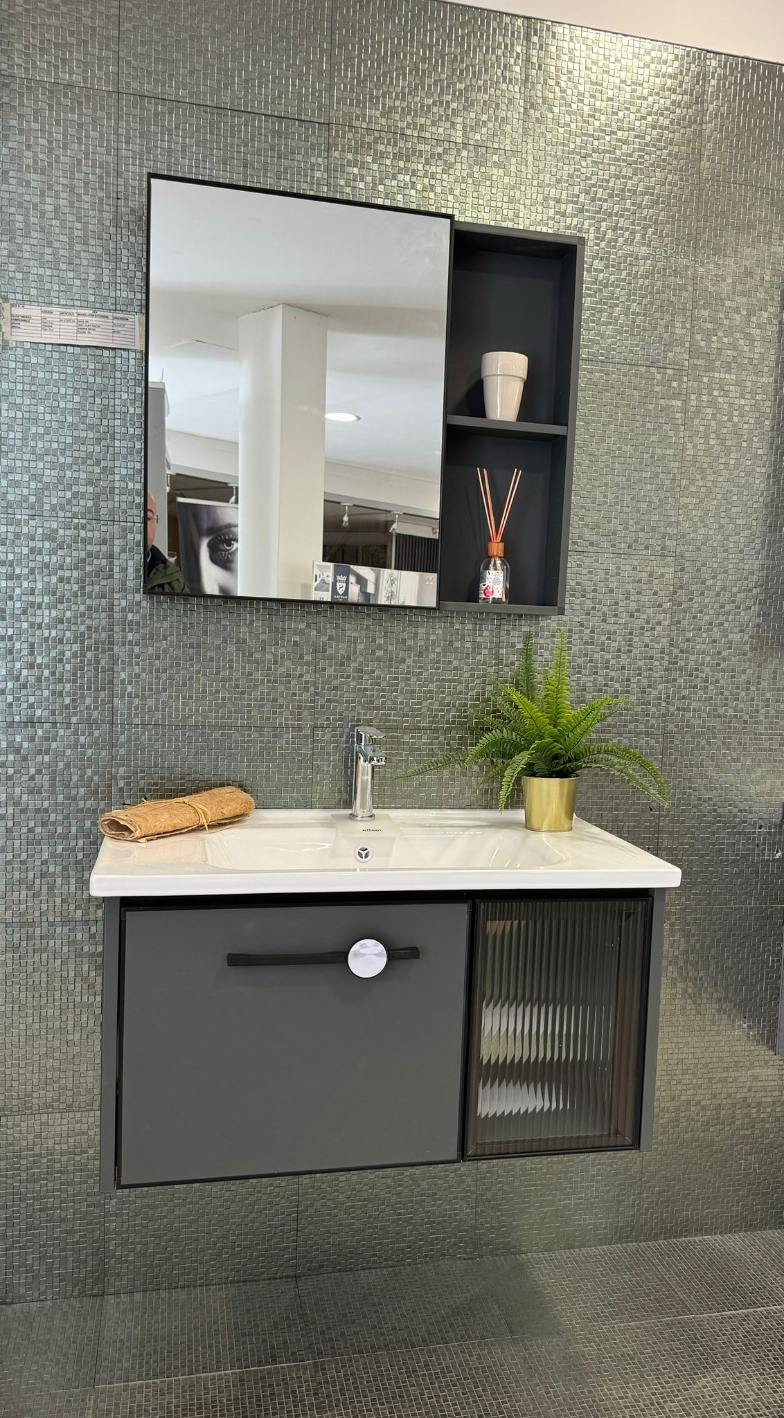 BATHROOM CABINET WITH MIRROR, ALUMINIUM CONTAINER, WITH SINK